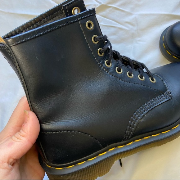 1460 vegan dr martens boots - Picture 5 of 7